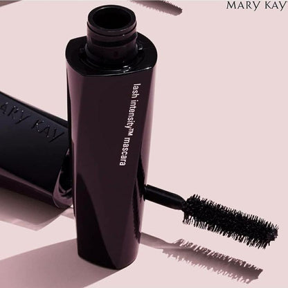 Máscara para Pestañas Lash Intensity.